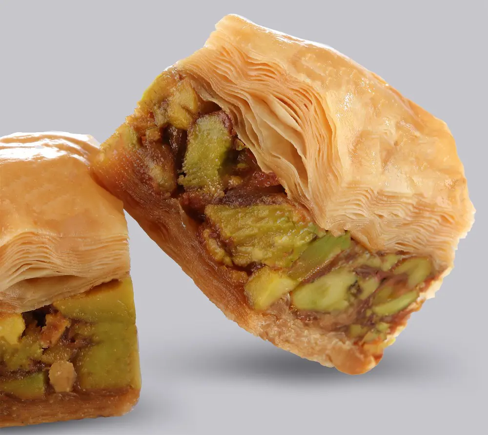 Resources/3/Baklava Pistachio laptop SuperAsieh Pistachio_B2_thmb_1_.webp